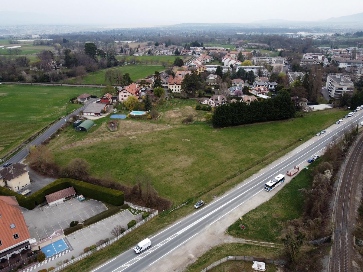 Le quartier se situera au bord de la frontière, entre les routes d’Annecy et de Collonges.