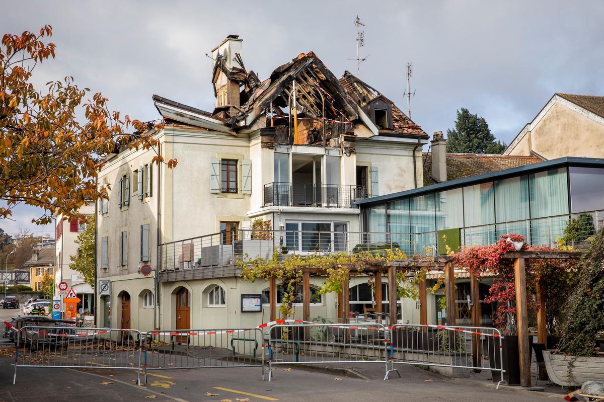 Genève, le 6 novembre 2021. L’adresse historique du 38, route de Suisse est aujourd’hui inhabitable, malgré la sécurisation du bâtiment. © Magali Girardin