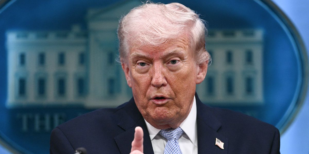 USA: Trump threatens Iran with war crimes