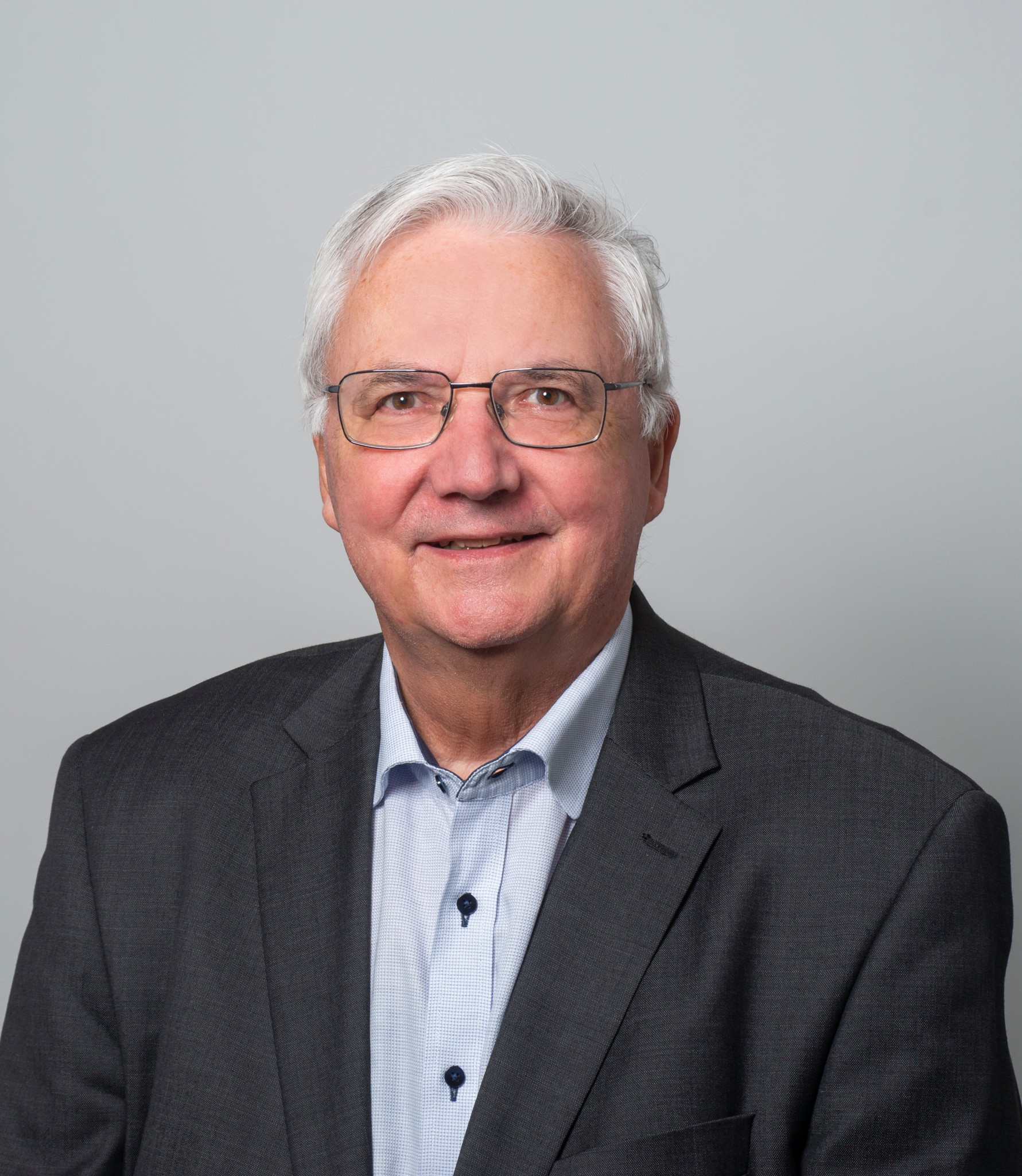 Heinz Ehrbar gehört zu den profiliertesten Kritikern, wenns um den Bau des Lötschbergtunnels und seiner Entwässerung geht.