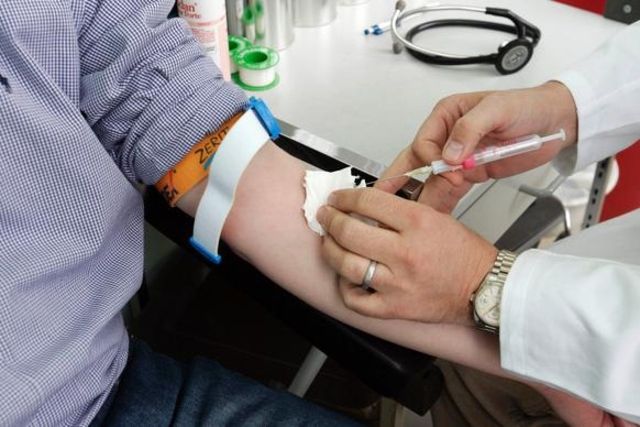 Hausse des tarifs des médecins de famille prévue en 2014.