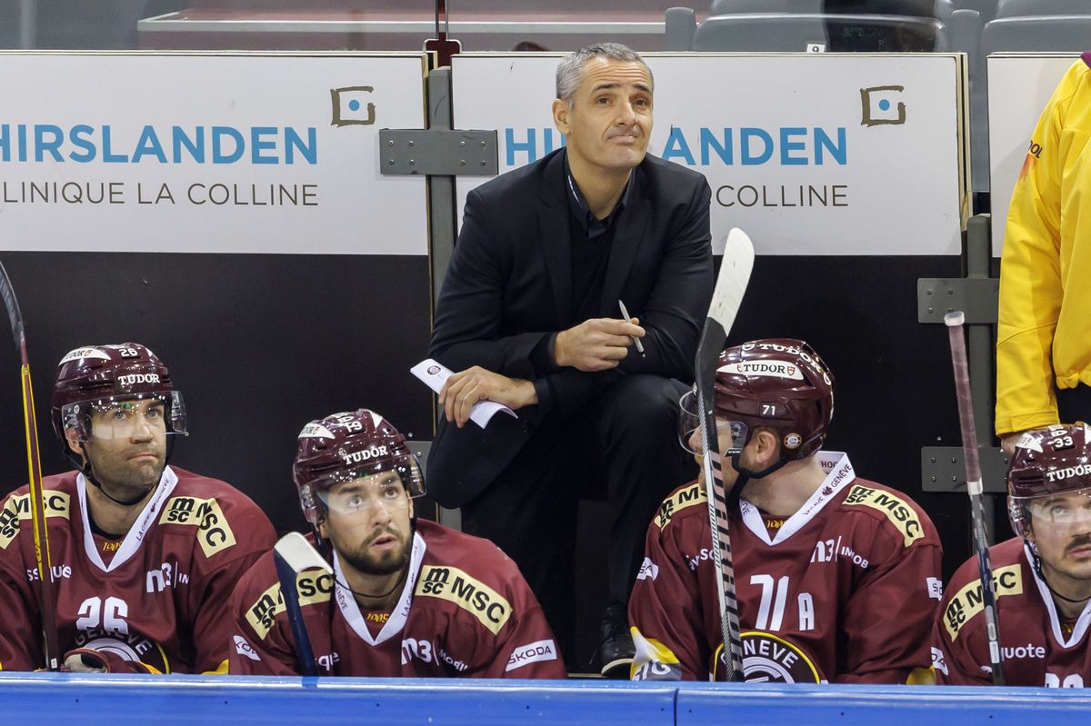 Geneve-Servette's Head coach Jan Cadieux reacts, during a National League regular season game of the Swiss Championship between Geneve-Servette HC and SCL Tigers, at the ice stadium Les Vernets, in Geneva, Switzerland, Friday, December 1, 2023. (KEYSTONE/Salvatore Di Nolfi)