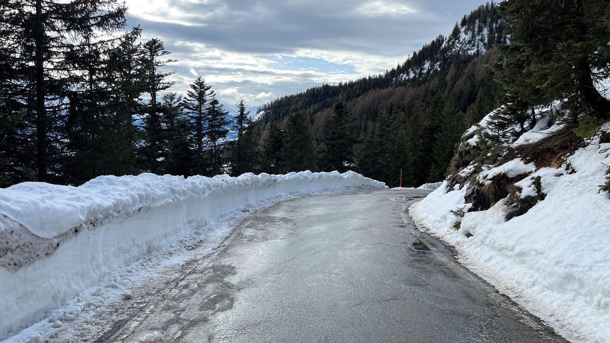 Route d'Ayent où a eu lieu l'accident mortel dimanche.