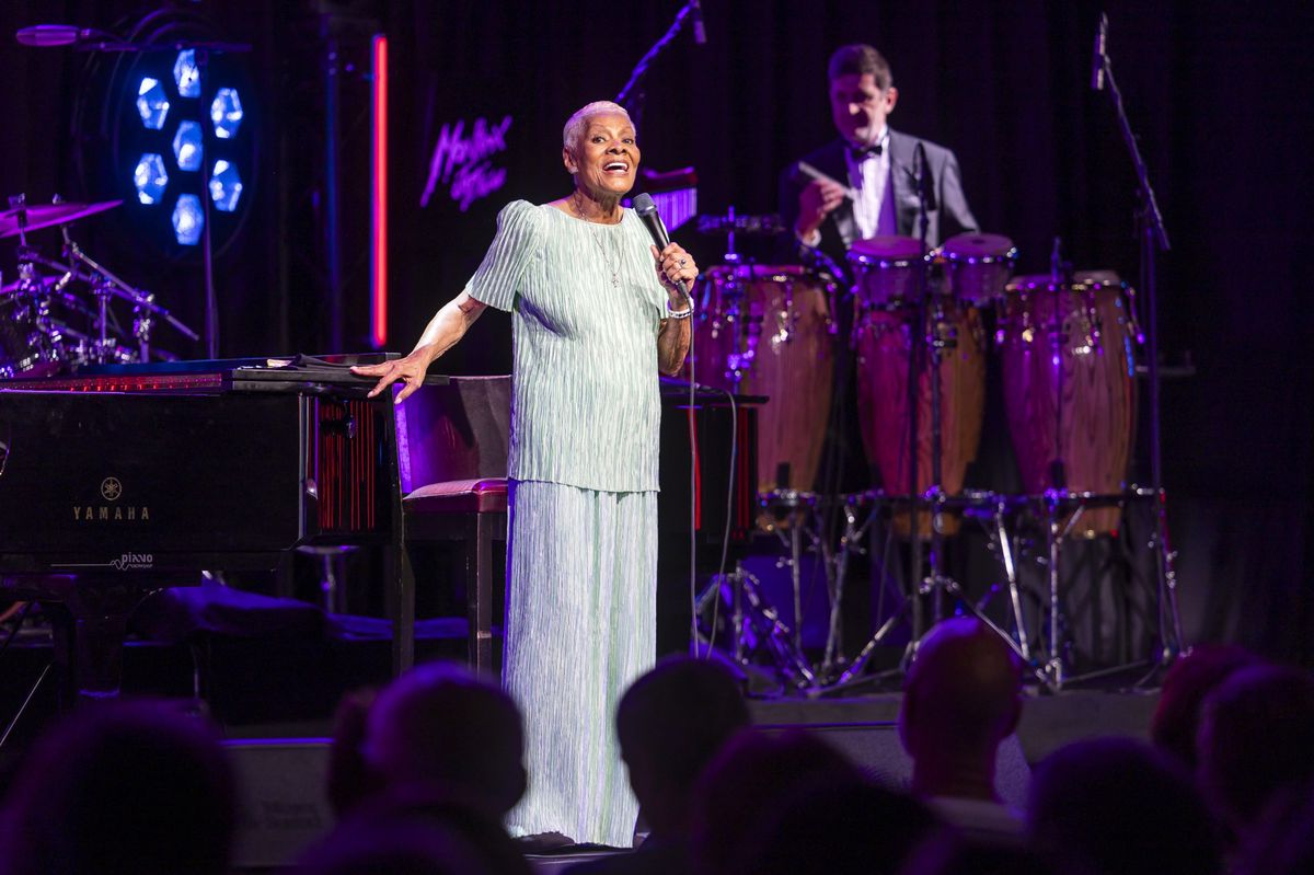 epa11469362 US singer Dionne Warwick performs on the Casino stage during the 58th Montreux Jazz Festival (MJF), in Montreux, Switzerland, 09 July 2024. The 58th edition of the annual music festival runs from 05 to 20 July 2024 and promises 'concerts, DJ sets, pool parties, screenings, workshops, jam sessions' and over 500 free activities for visitors, according to the festival's website.  EPA/CYRIL ZINGARO   EDITORIAL USE ONLY