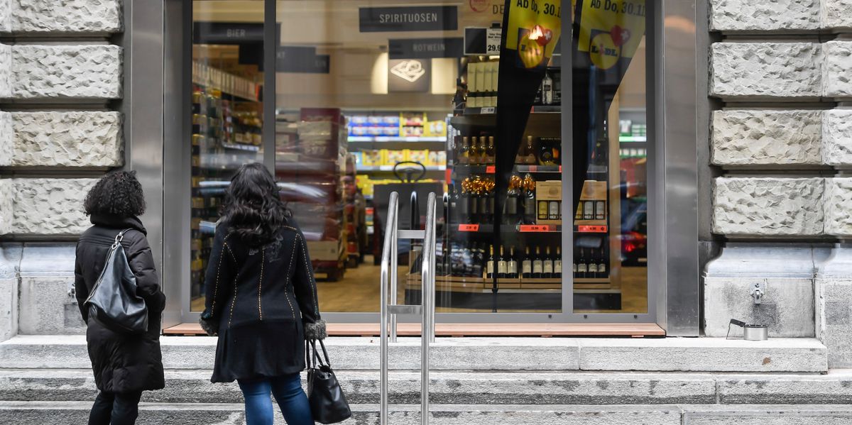 Lidl Switzerland: Minimum wage to rise to 4650 francs in 2026
