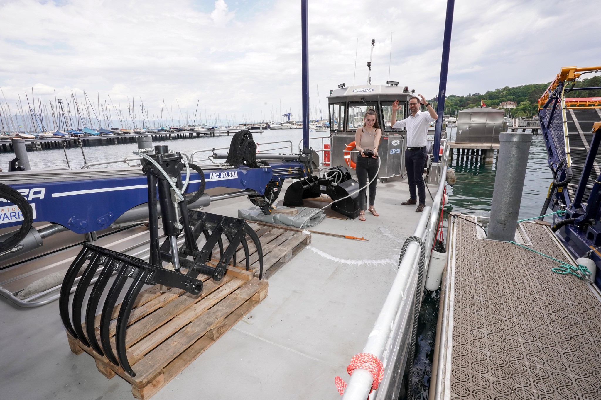 Genève, le 19/05/2022. Trois bateaux destinés à l’entretien des rives du lac ont été inaugurés à Port-Noir par notamment Antonio Hodgers, conseiller d’État.            
