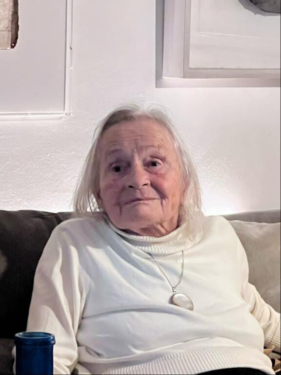 CREATOR: gd-jpeg v1.0 (using IJG JPEG v62), default quality
