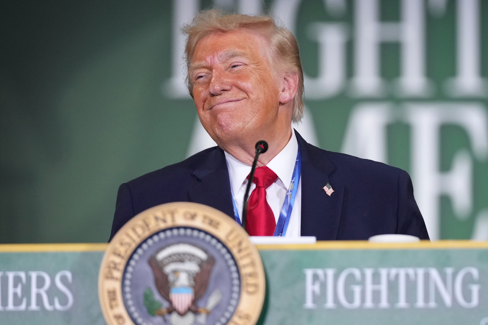 Trump ignoriert Gesetze: Gegen einen notorischen Regel­brech