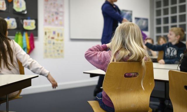 Für Aebischer auch in Sachen Sozialkompetenz ganz vorne: Eine Primarschulkasse. (Hier in Suhr, 4. April 2019)