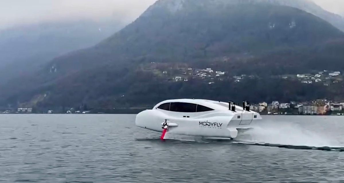 Le bateau futuriste de MobyFly a volé sur le Léman