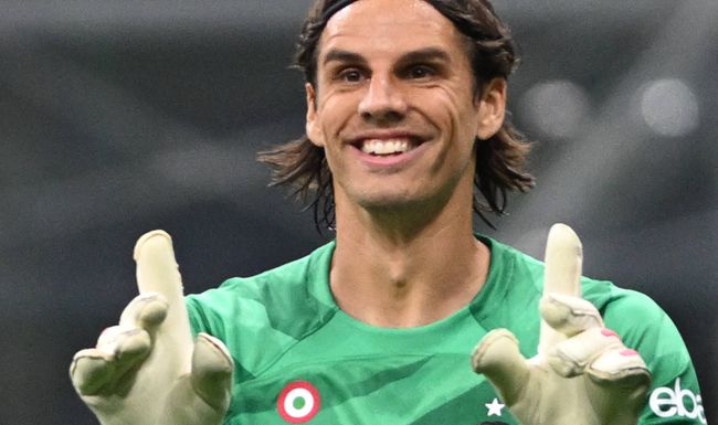 FC Internazionale v SL Benfica: Group D - UEFA Champions League 2023/24 Yann Sommer of FC Inter during the UEFA Champions League match between Inter FC Internazionale and SL Benfica, on October 3, 2023, at Giuseppe Meazza San Siro Siro stadium in Milan, Italy. Milano Italy PUBLICATIONxNOTxINxFRA Copyright: xTizianoxBallabiox originalFilename:ballabio-interfci231003_npGAm.jpg