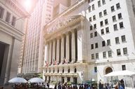 Aktienmarkt trotzt den Gefahren: Wallstreet tanzt auf dem Vulkan