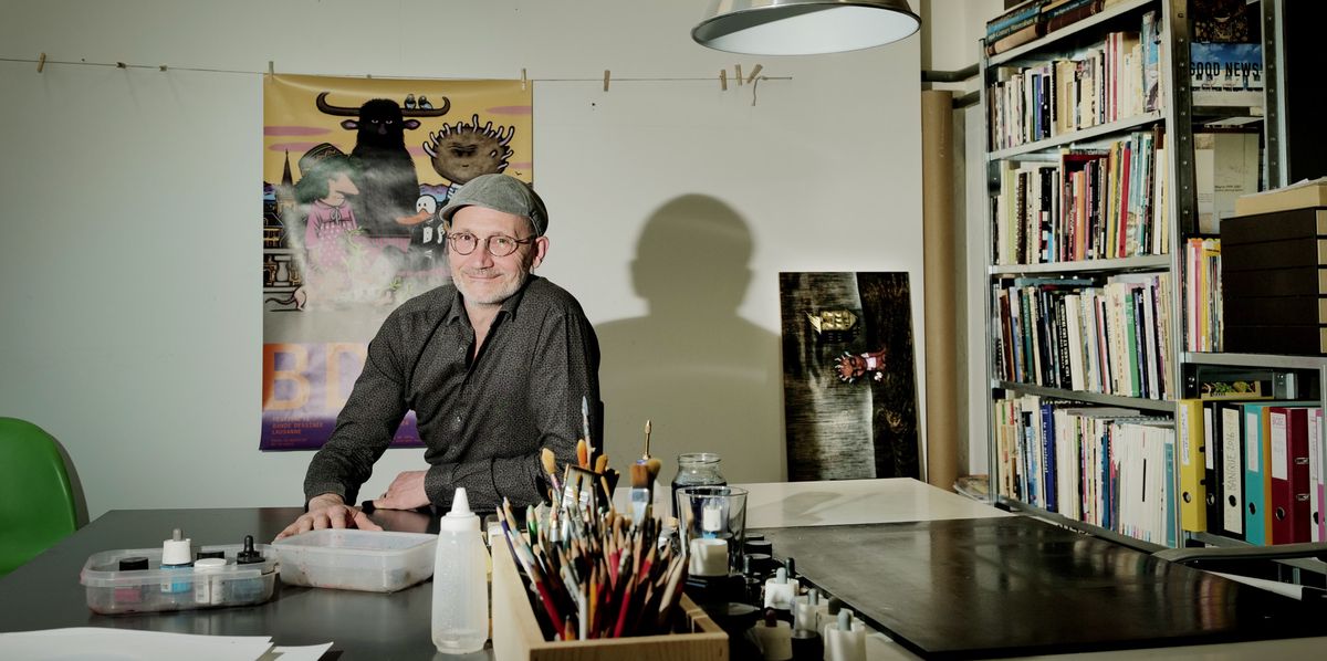 Genève, le 16 avril 2024. Portrait de Tom Tirabosco dans son atelier à la SIP.