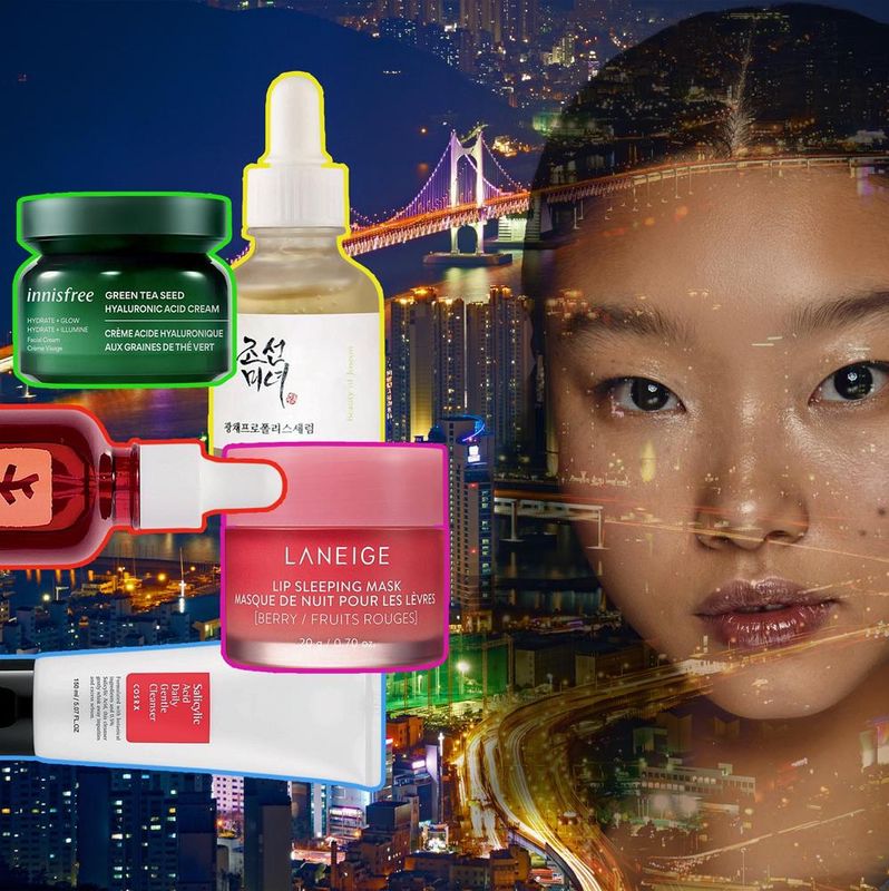 Mélange d’éléments de beauté coréenne et silhouette d’une femme sur fond de ville éclairée.