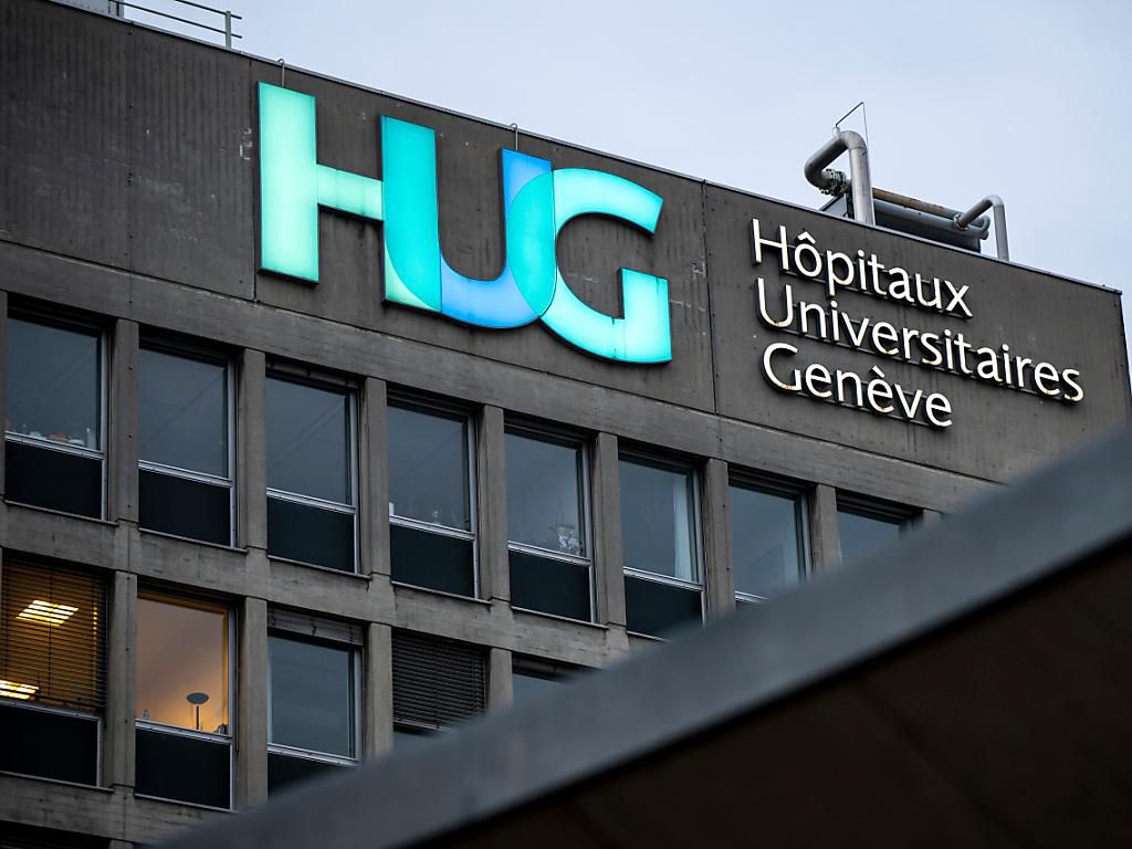 Sur deux ans, les charges de personnel et les coûts de matériel supplémentaires dus à la pandémie se sont élevés à 352 millions de francs pour les cinq hôpitaux universitaires du pays. (Photo d’illustration)