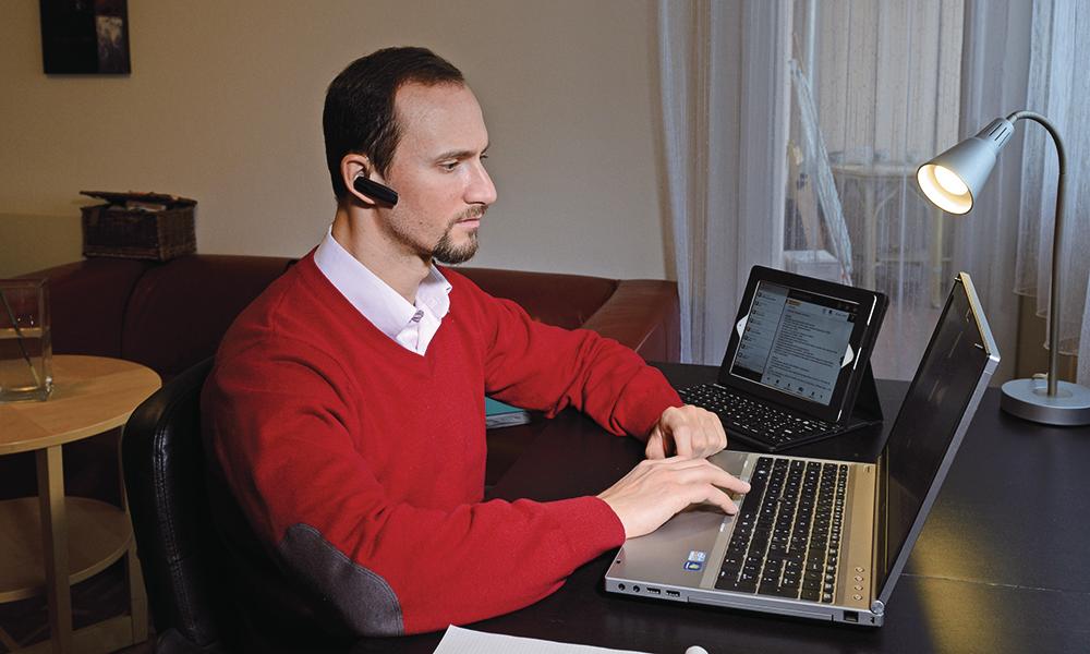 Le télétravail: Shady Darwish, architecte de solution et développeur de business chez DL Groupe.