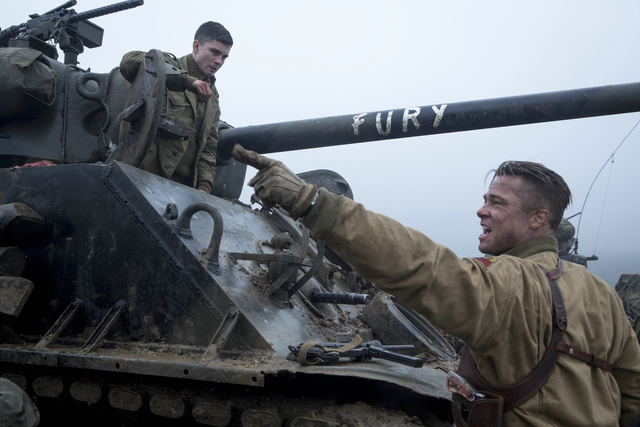 Würzige Durchhalteparolen: Brad Pitt (rechts) und Logan Lerman im Film «Fury».
