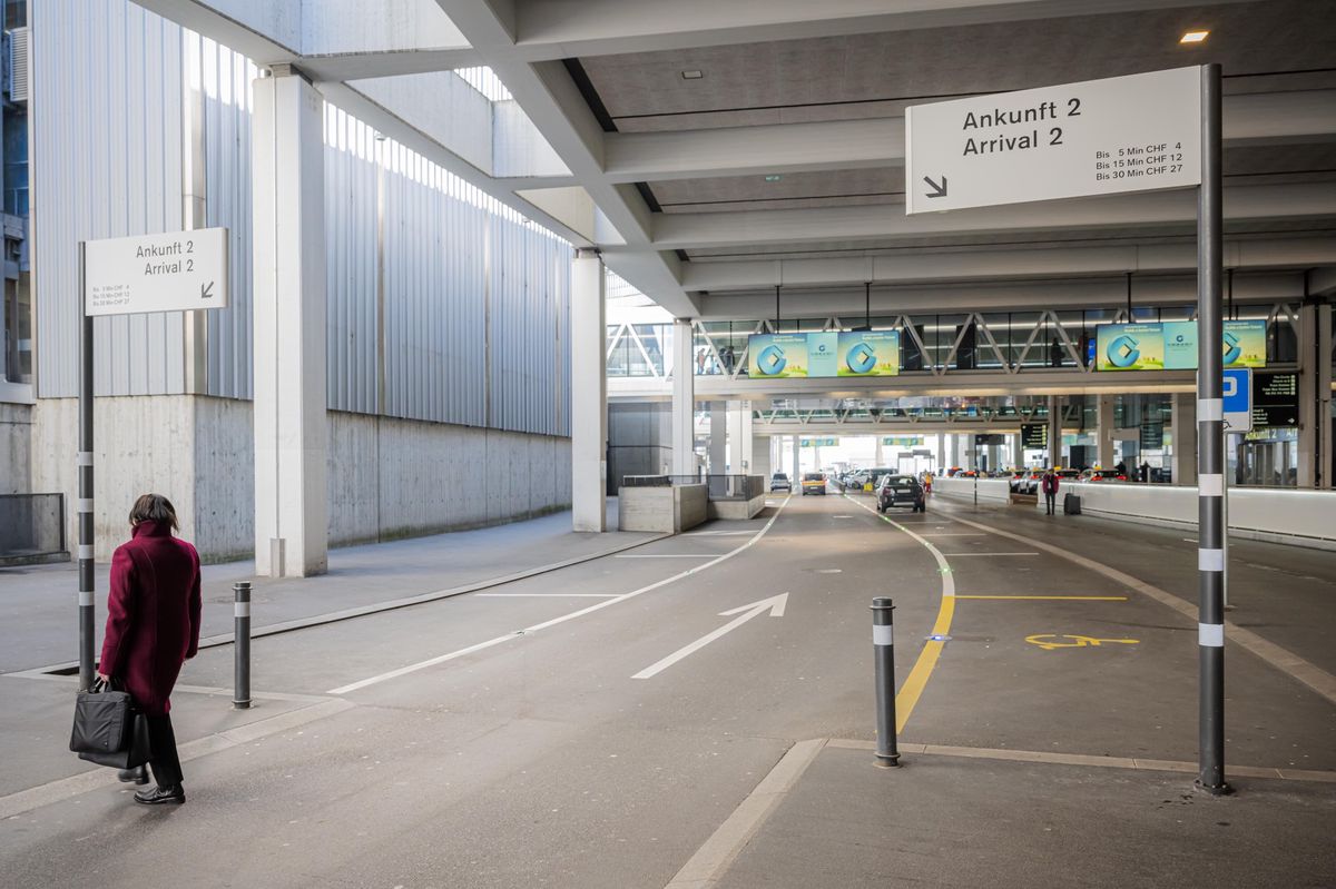 Parken Am Flughafen Zürich Kloten www.tagesanzeiger.ch