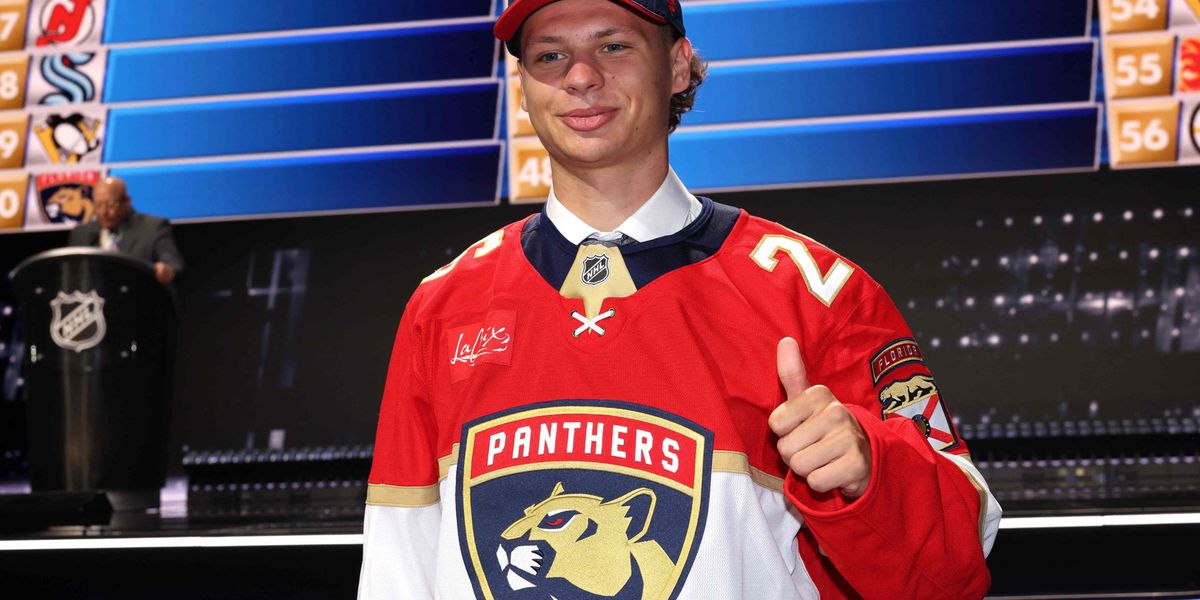 Florida Panthers Select Simas Ignatavicius 40th in NHL Draft