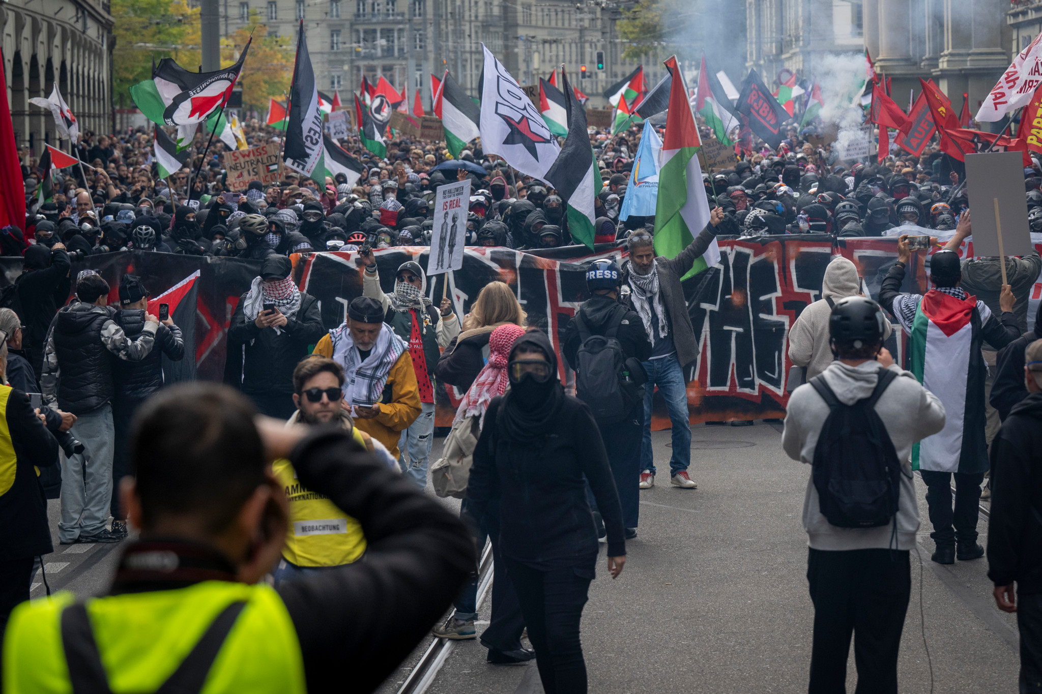 Manifestation à Berne: L’obligation d’annoncer une manifestation favoriserait-elle la casse?