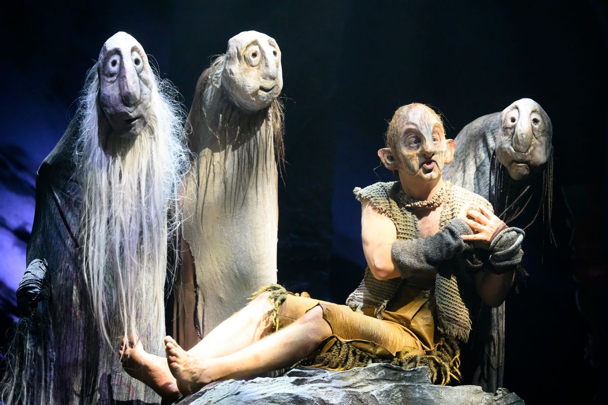 Caliban et d’étranges créatures.