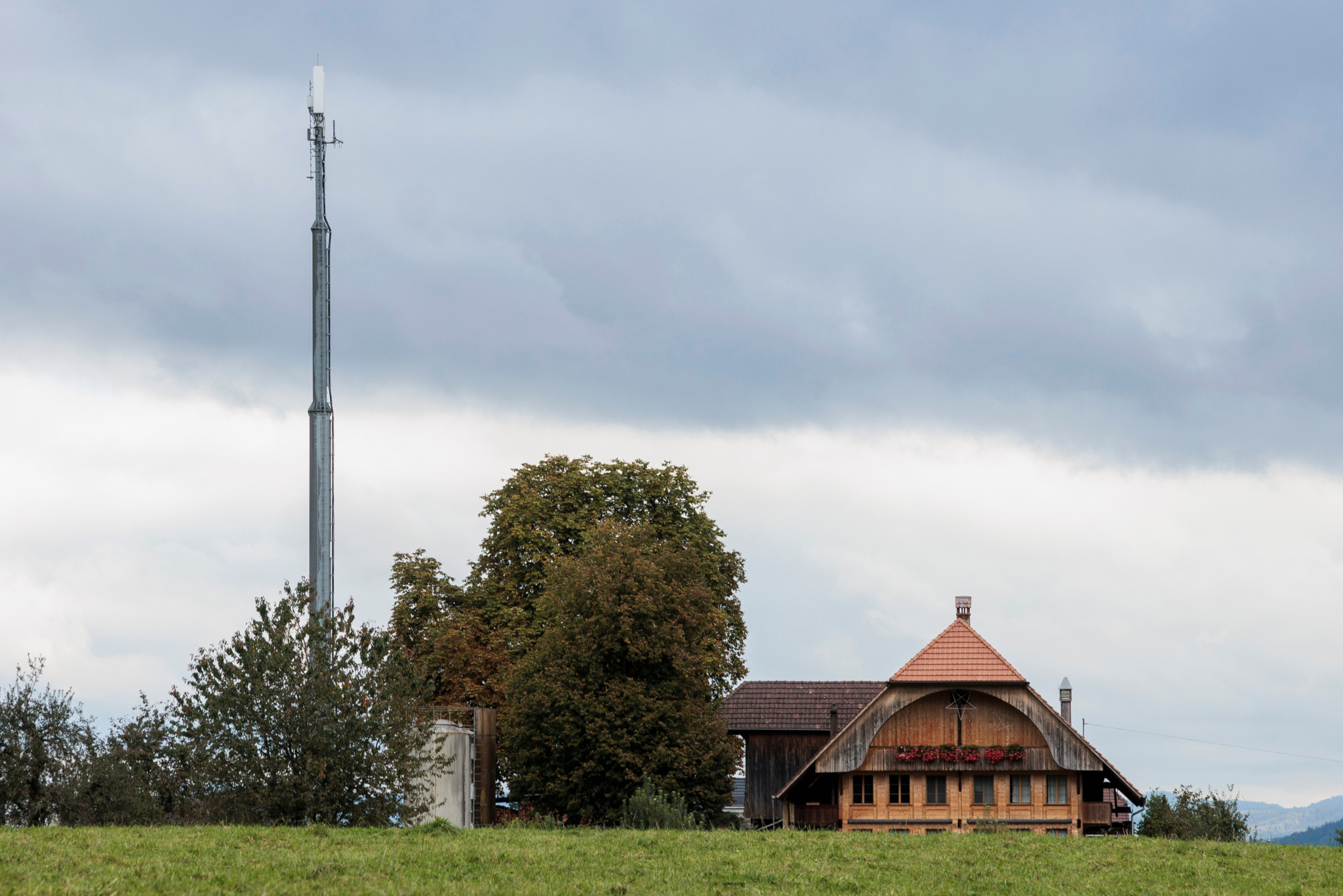 Infrastruktur-Egoismus: In Italien baut Swisscom Antennen mit der Konkurrenz – wieso macht sie in der Schweiz ihr eigenes Ding?