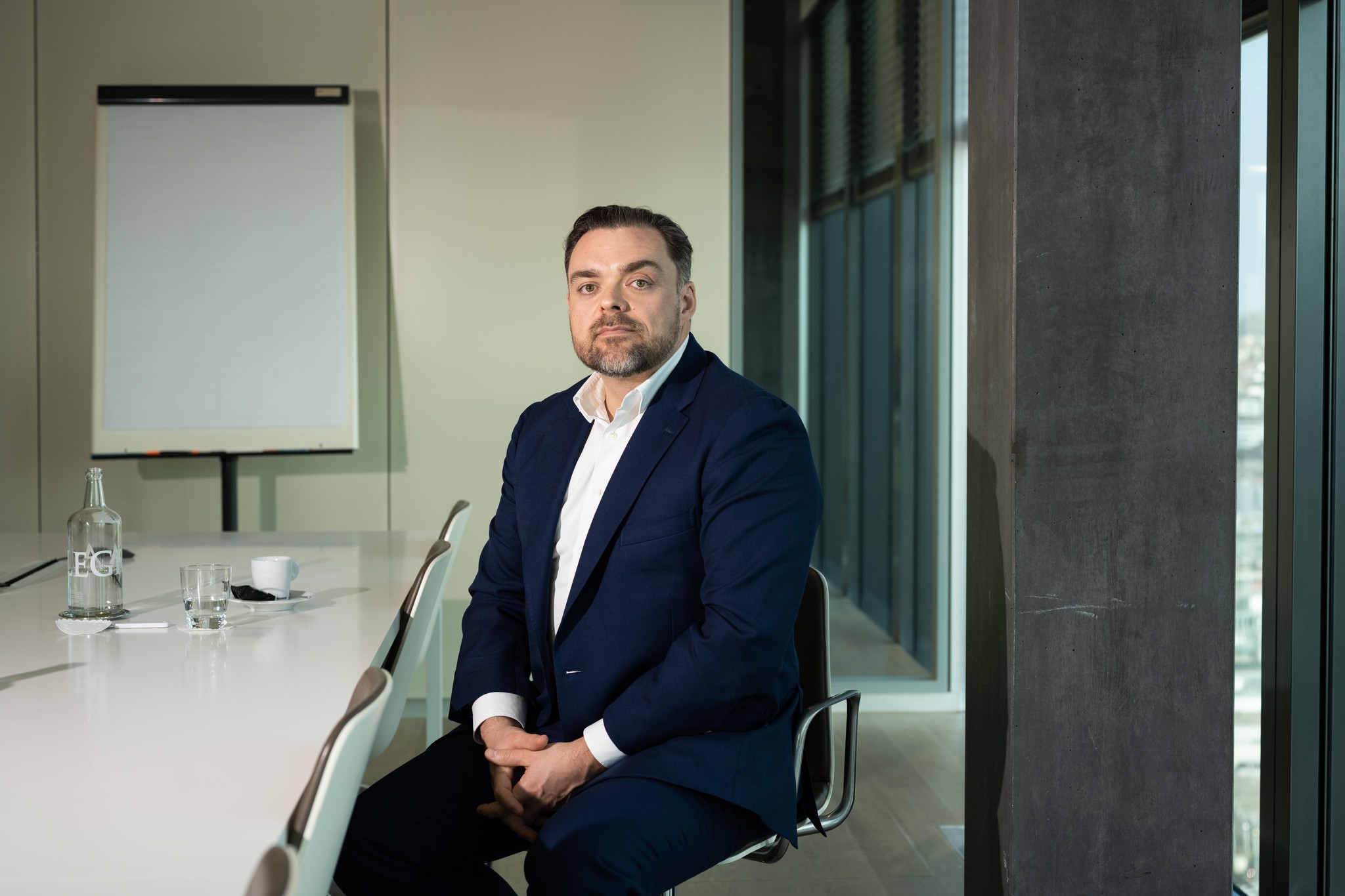 Peter Sanderson «Der Aktienkurs schmerzt uns» Finanz und Wirtschaft