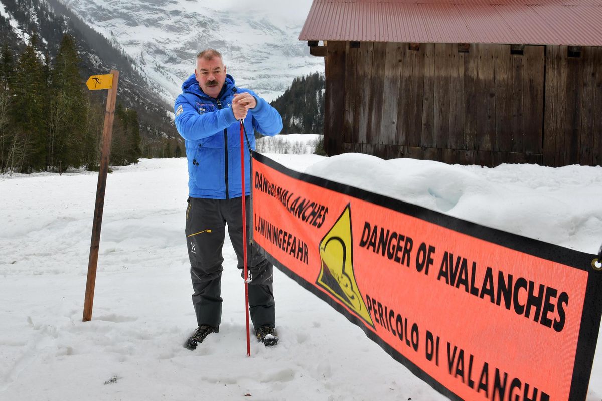 Une importante avalanche est tombée jeudi dernier dans la région du Creux de champ aux Diablerets. De fortes précipitations de neige, puis de pluie, ont rendu les Alpes vaudoises dangereuses. Christian Reber, syndic d’Ormont-Dessus, réitère les appels à la prudence.