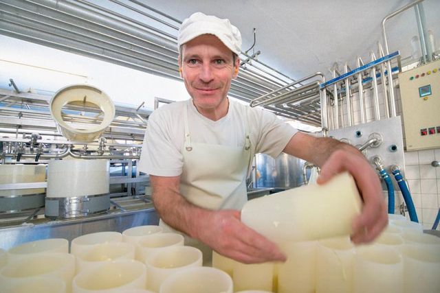 A Chateau D 39 œx La Fromagerie Des Moulins Est De Plus En Plus Bio 24 Heures