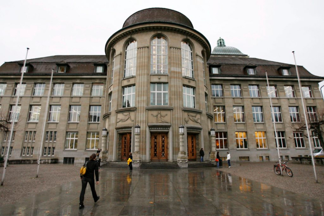 Möglicher Präzedenzfall für das Hochschulsponsoring: Frontansicht der Universität Zürich.