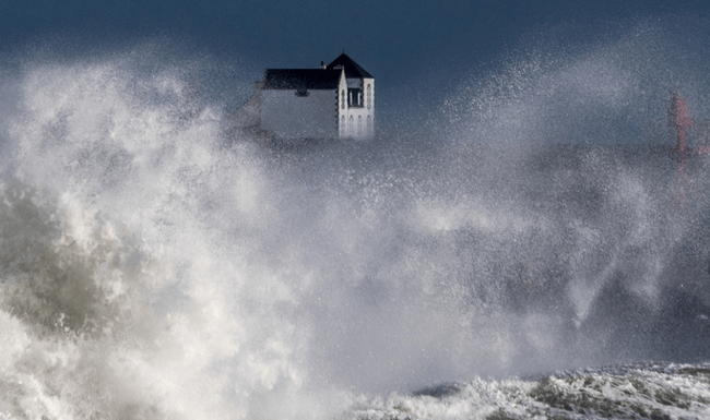 Une tempête à l'ouest de la France.