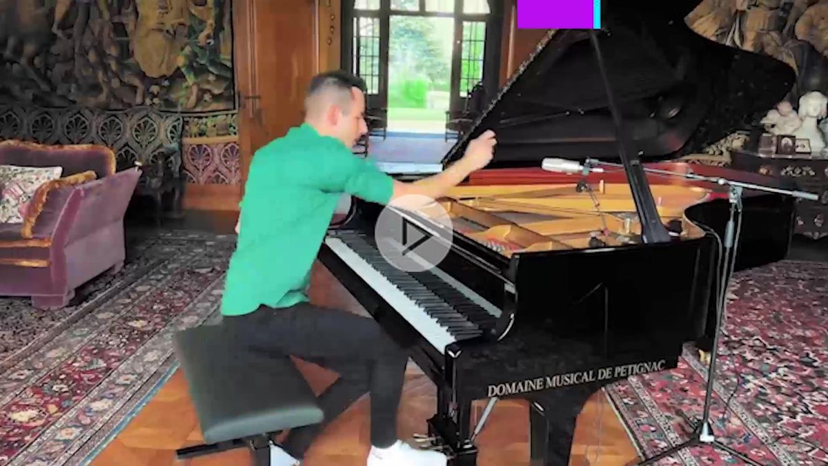 Peter Bence 765 Anschläge in nur einer Minute Dieser Pianist klingt wie ein ganzes Orchester