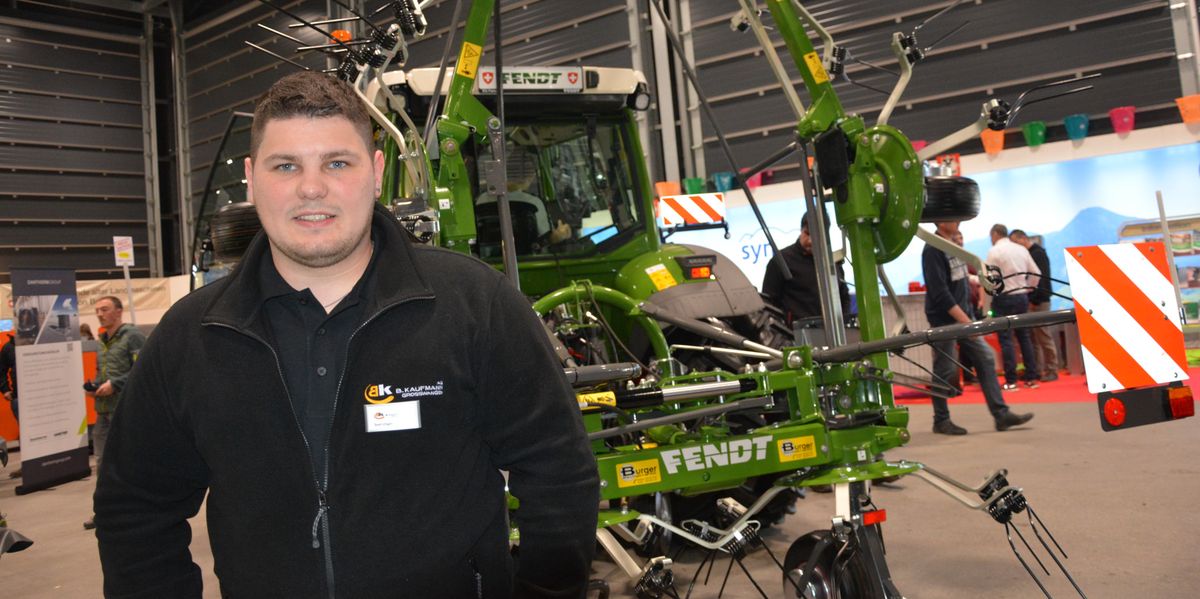 Landmaschinenmechaniker Sven Utiger an der Agrimesse 2024 in Thun.