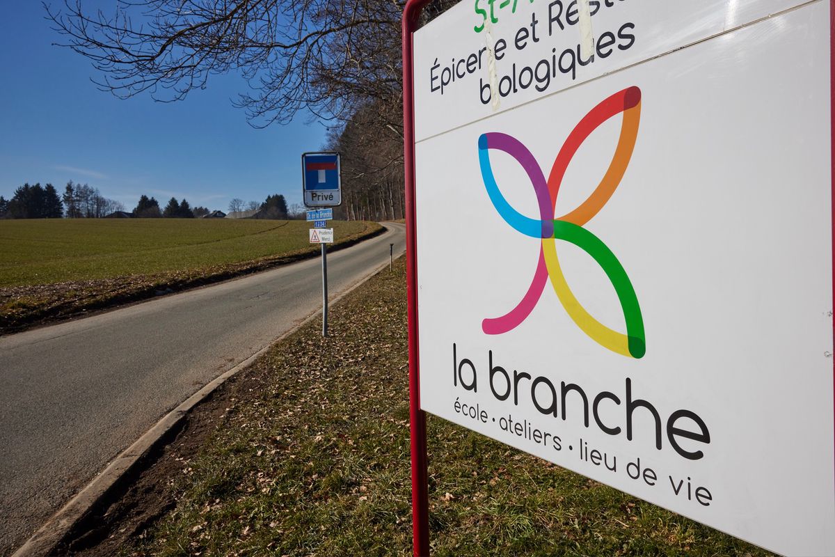 L’institution accueille plus de 160 personnes déficientes intellectuelles, dont 23 enfants dans une école spécialisée.