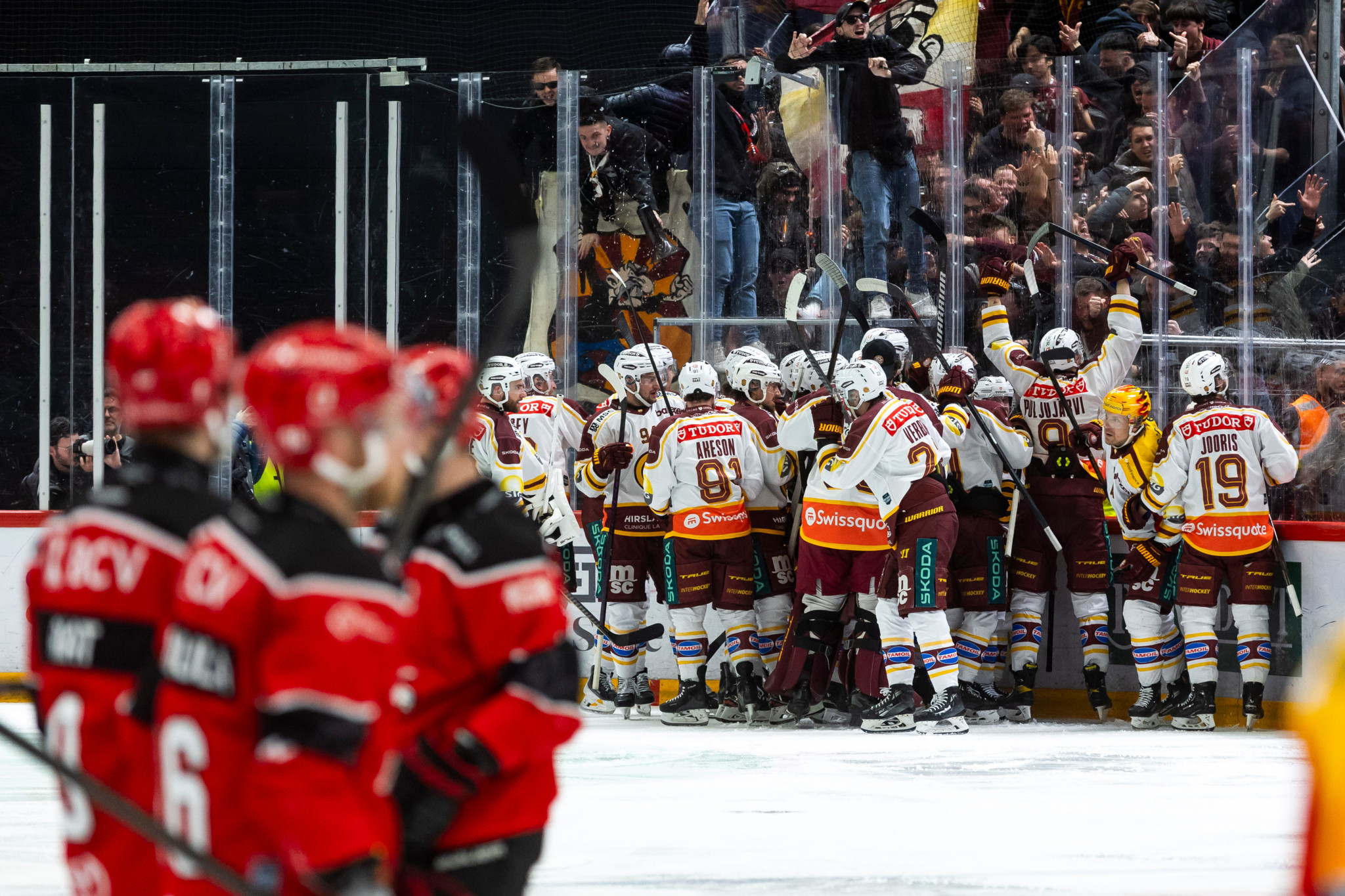 Playoff-Viertelfinal: Servette holt in verrückter Partie ein 0:3 auf und erzwingt die Belle