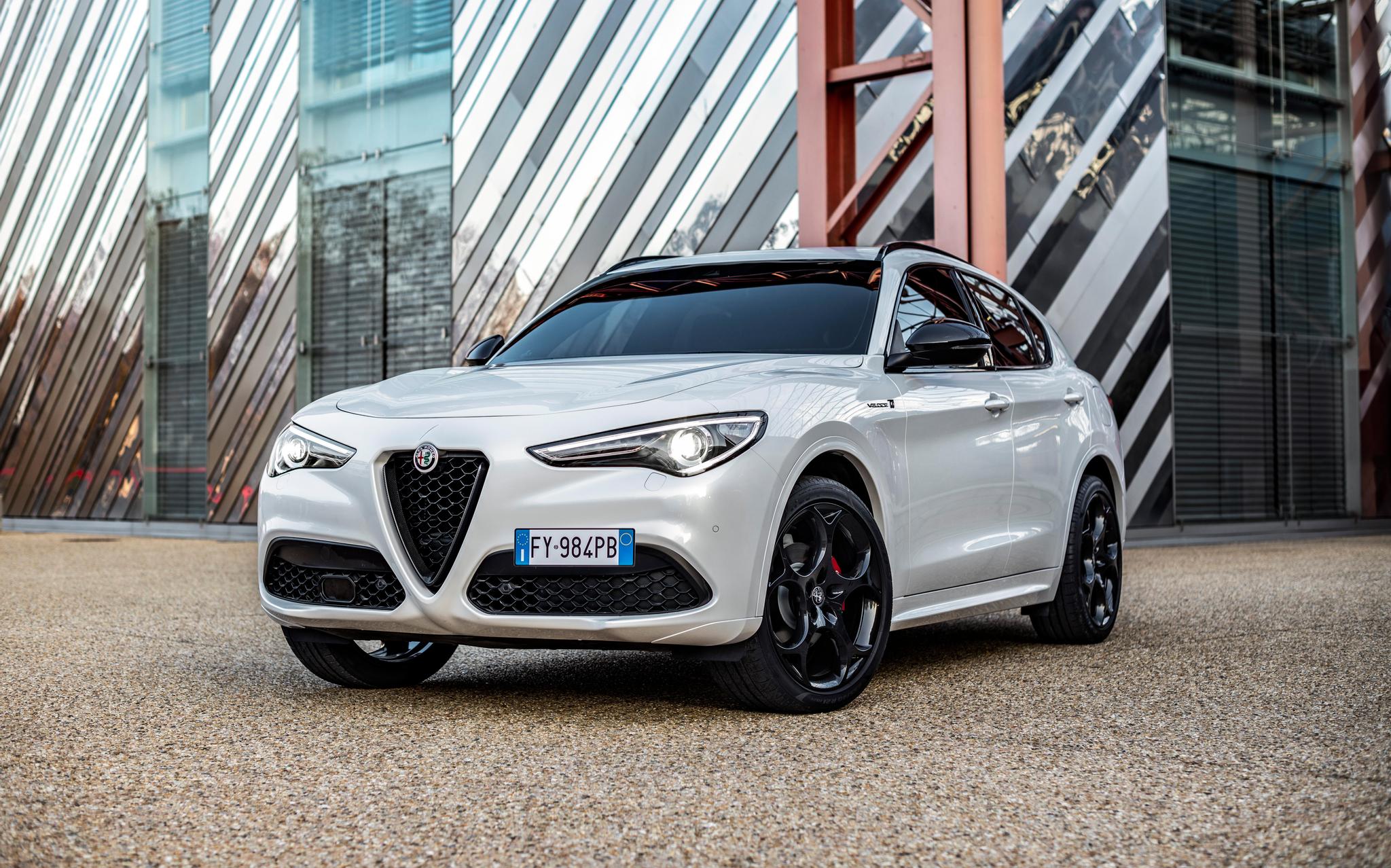 L’Alfa Stelvio Veloce TI, un petit air de Quadrifoglio.