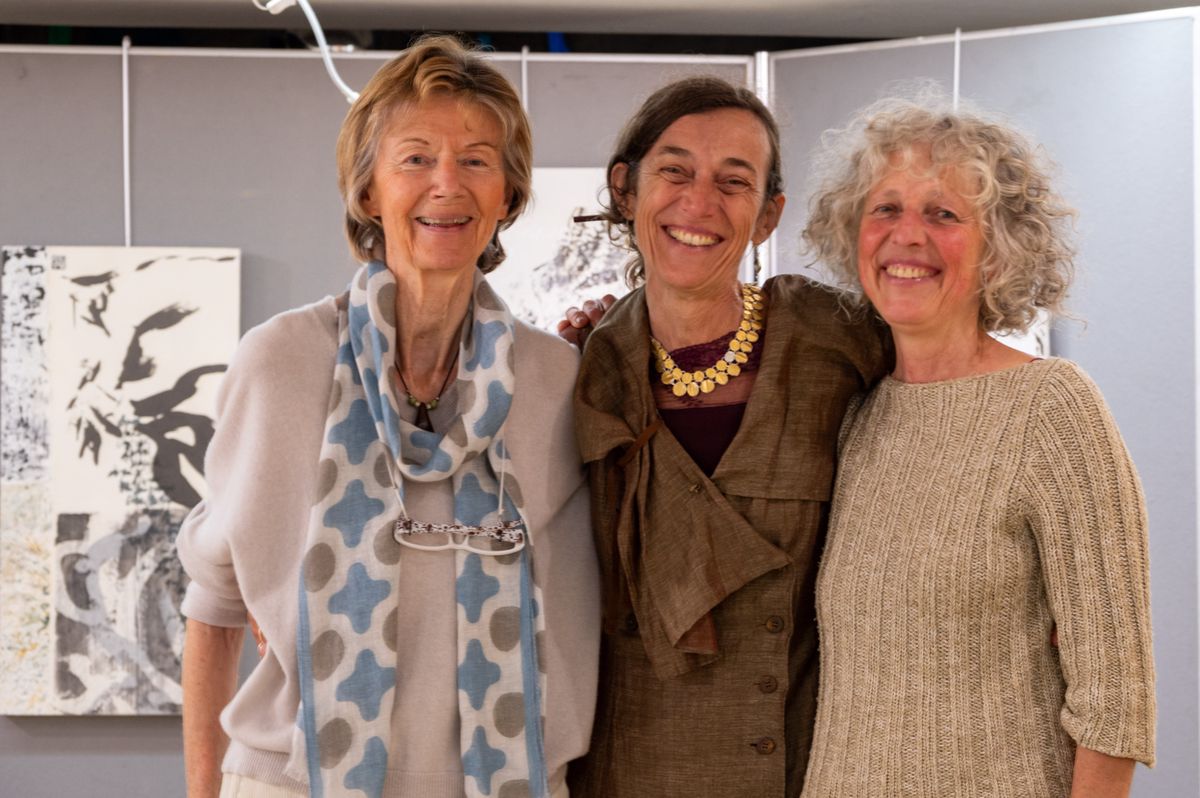 Colette, Sophie et Lise illuminent la Chapelle des arts