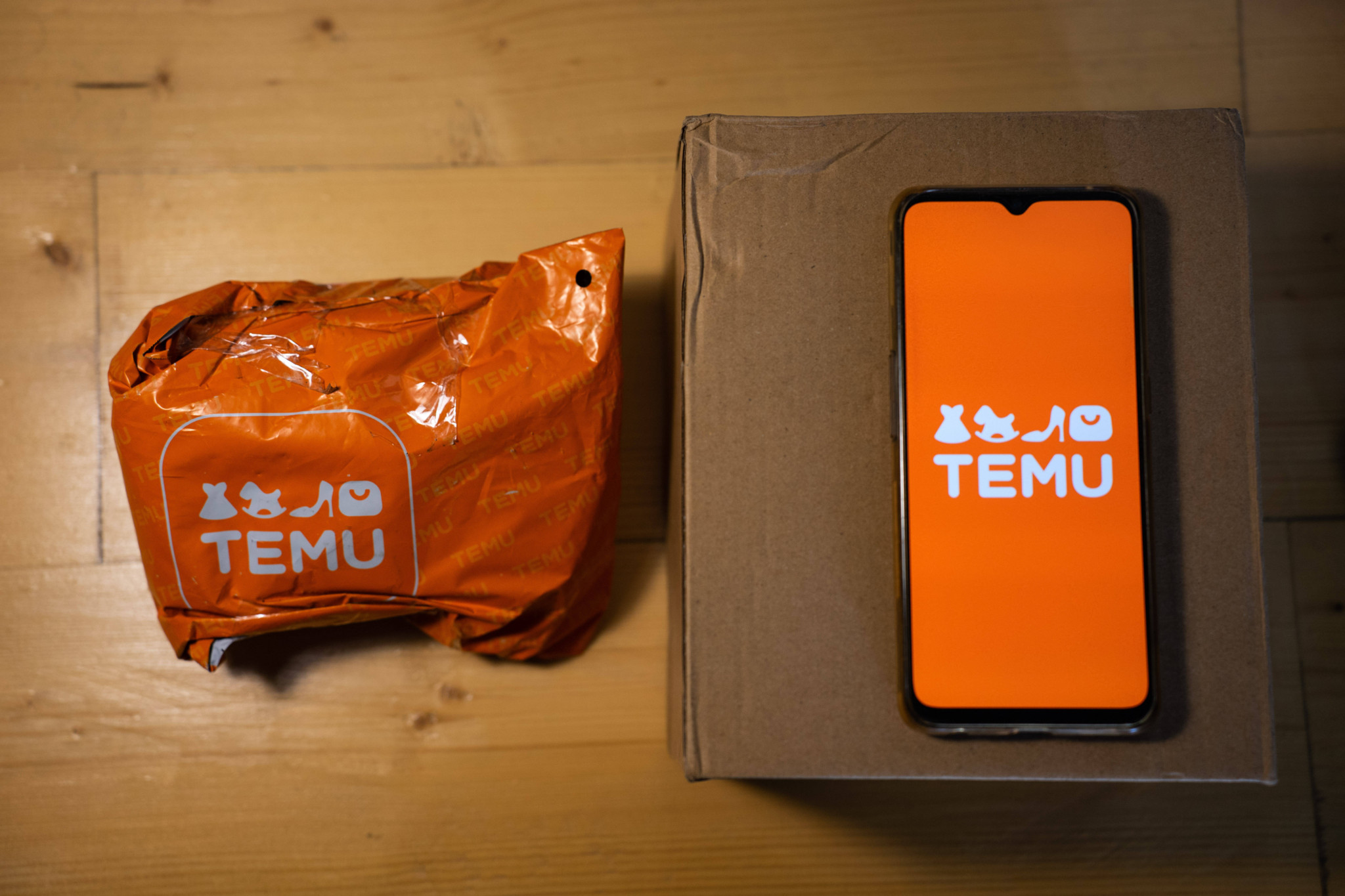 Commerce en ligne: Les Suisses achètent sur Temu ou Shein, mais ils ont des remords