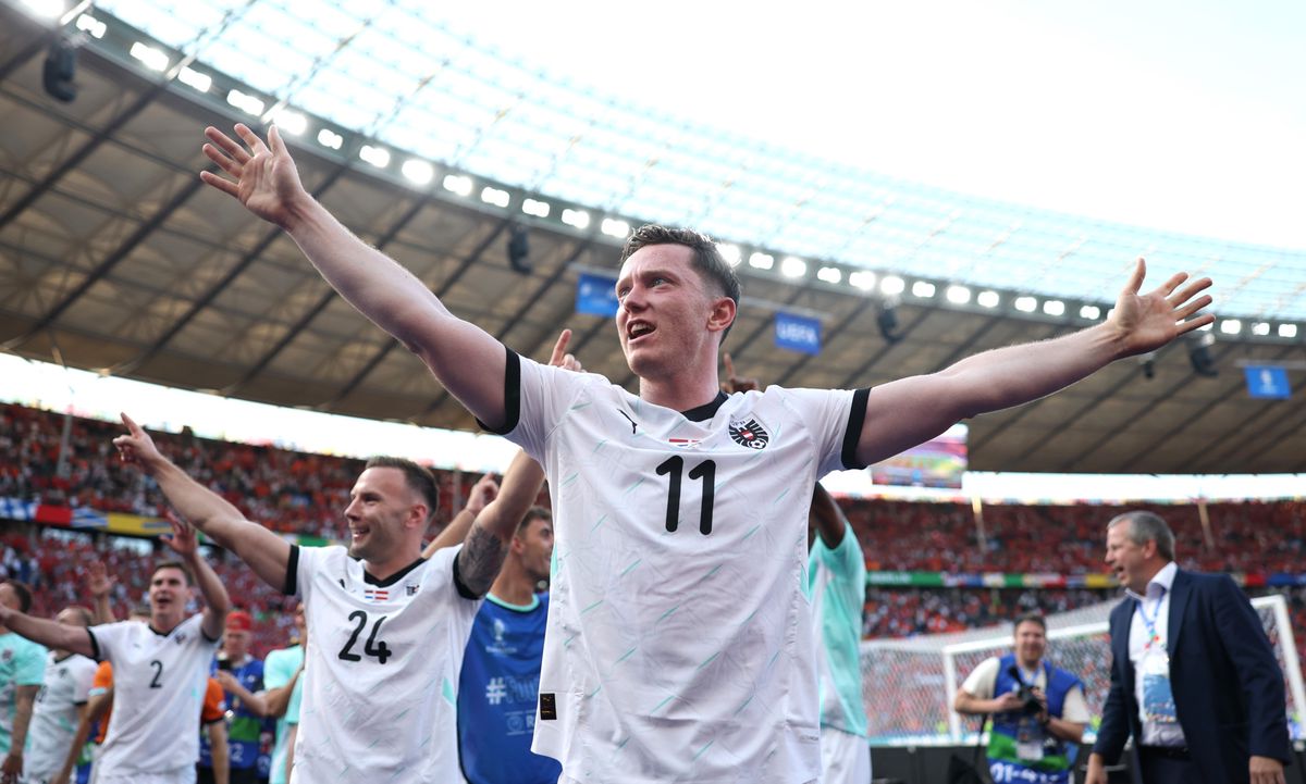 Wieso Fussball anstrengender ist als Eishockey Der Bund