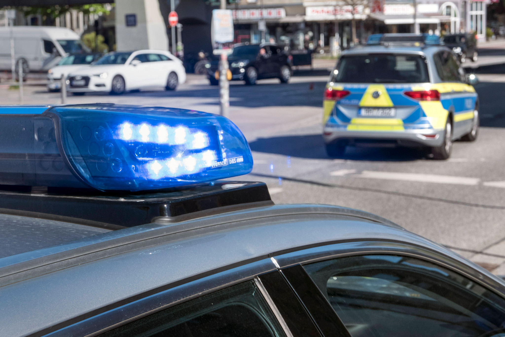 Terrorverdacht in Hamburg: 17-Jähriger plante offenbar IS-Anschlag auf Einkaufszentrum
