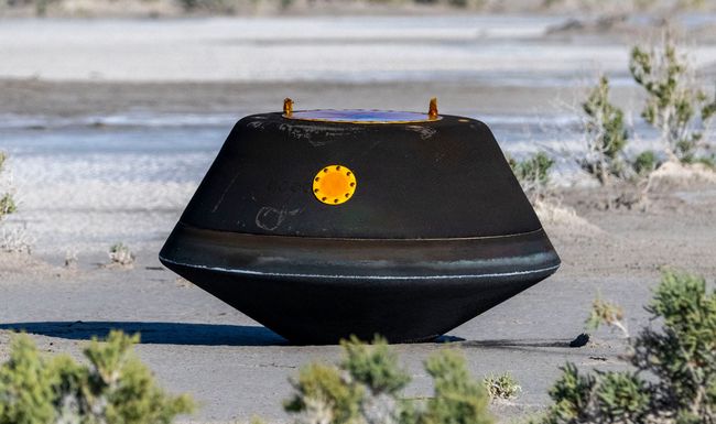 In diesem Gefäss wurde die Probe aus dem Weltall geholt. 