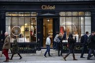 Busse: EU-Millionenstrafe gegen Gucci, Loewe und Richemont-Marke Chloé