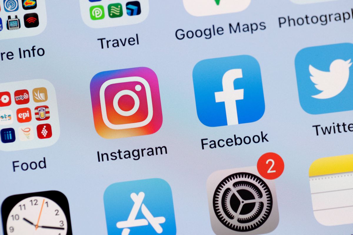 Logos des applications Instagram et Facebook