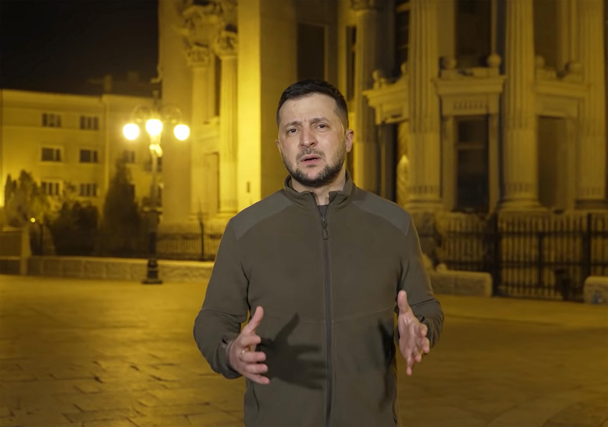 Le président ukrainien Zelensky depuis Kiev dans une vidéo publiée samedi.