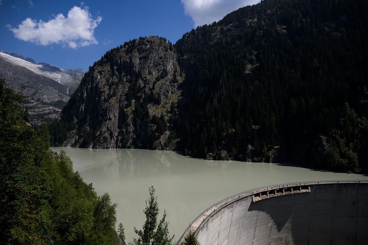 Le barrage de Gebidem est photographie le vendredi 12 aout 2022 entre Riederalp et Naters. Le barrage de Gebidem (Gibidum en allemand) est un barrage voute dans le canton du Valais en Suisse. Il se situe dans les gorges de la Massa, au pied du glacier d'Aletsch. (KEYSTONE/Jean-Christophe Bott)