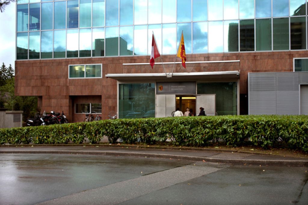 Banque et clients bernés par une gérante de fortune