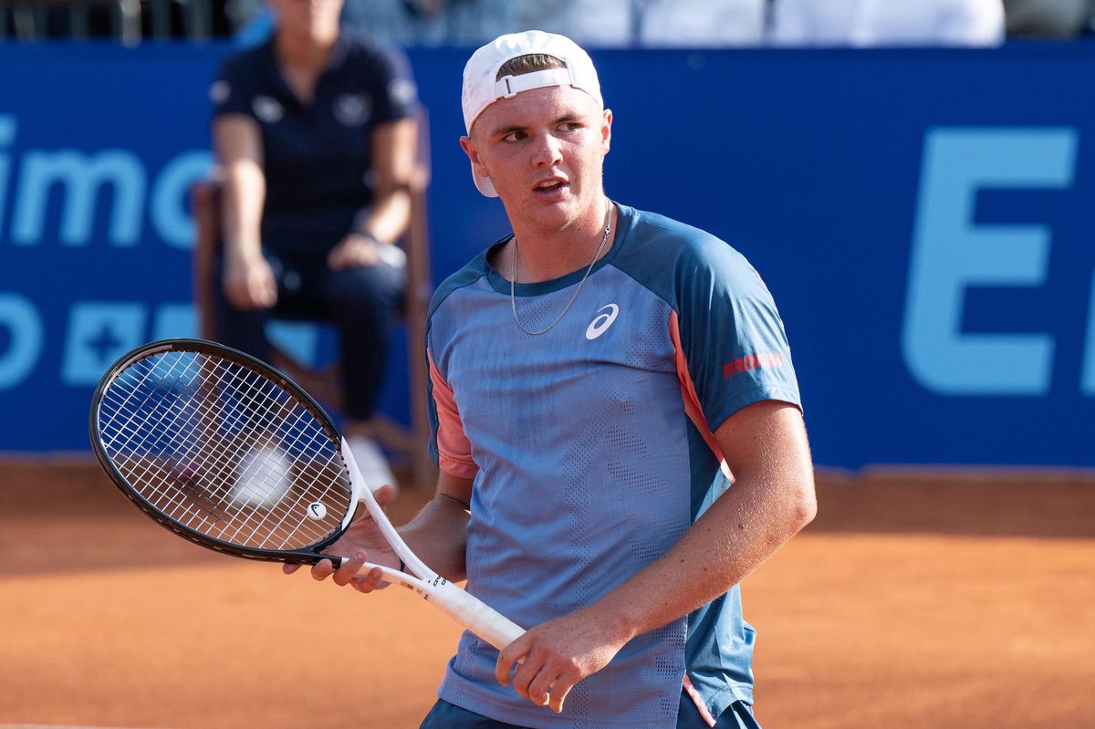 Dominic Stricker a dû batailler pour s’imposer en trois sets.