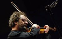 Violon volé: Vernikov retrouve une âme