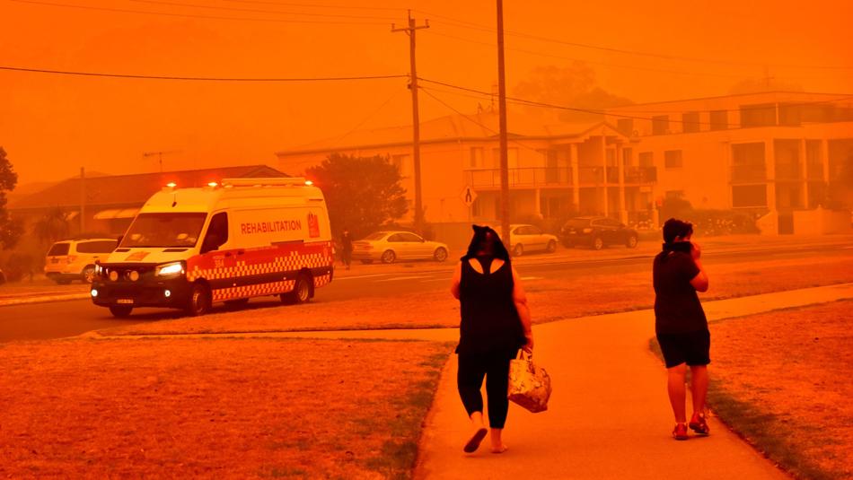 Bei den Schadenversicherern in Australien sind wegen der verheerenden Buschbrände bereits Forderungen für 1,3 Mrd. austr. $ angemeldet.