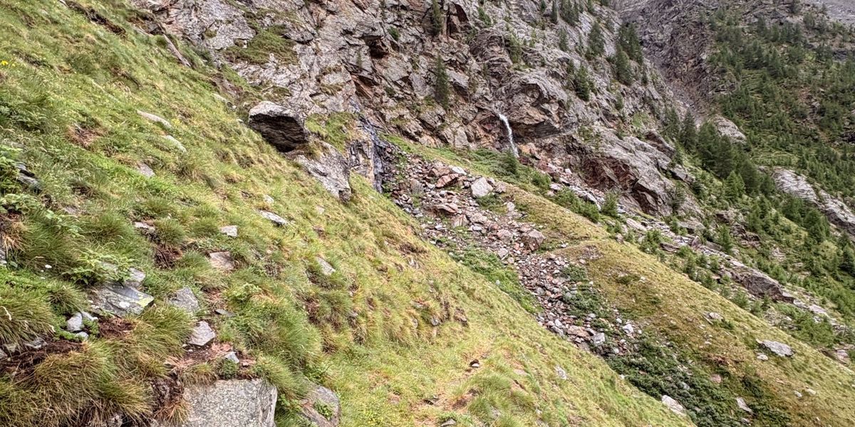 Ungl-ck-in-Randa-27-J-hriger-st-rzt-bei-Europah-tte-im-Wallis-t-dlich